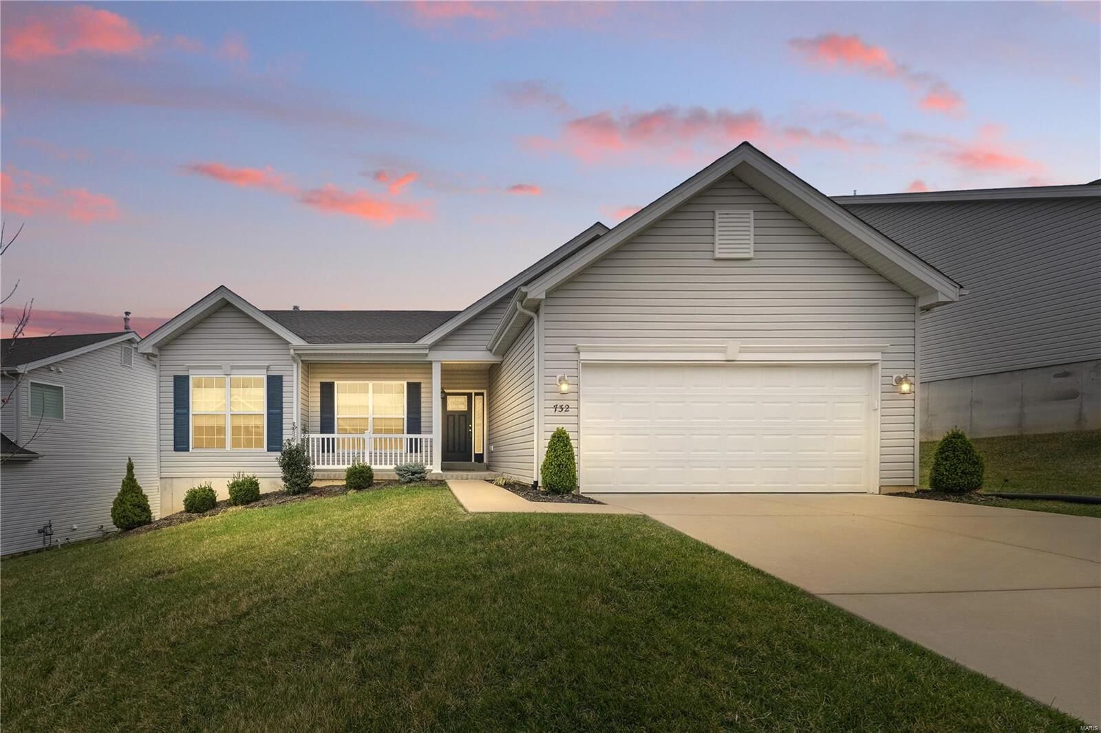 Property Photo: 732 Winding Bluffs Drive MO 63026