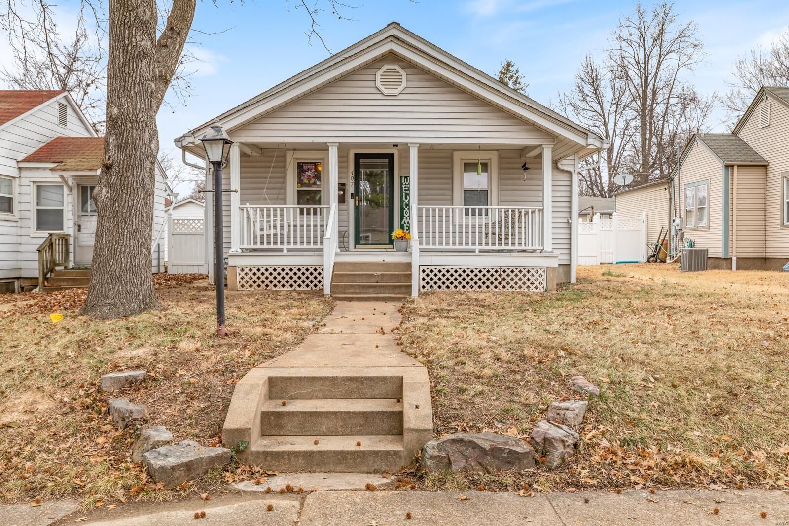 Property Photo: 407 7th Avenue MO 63019