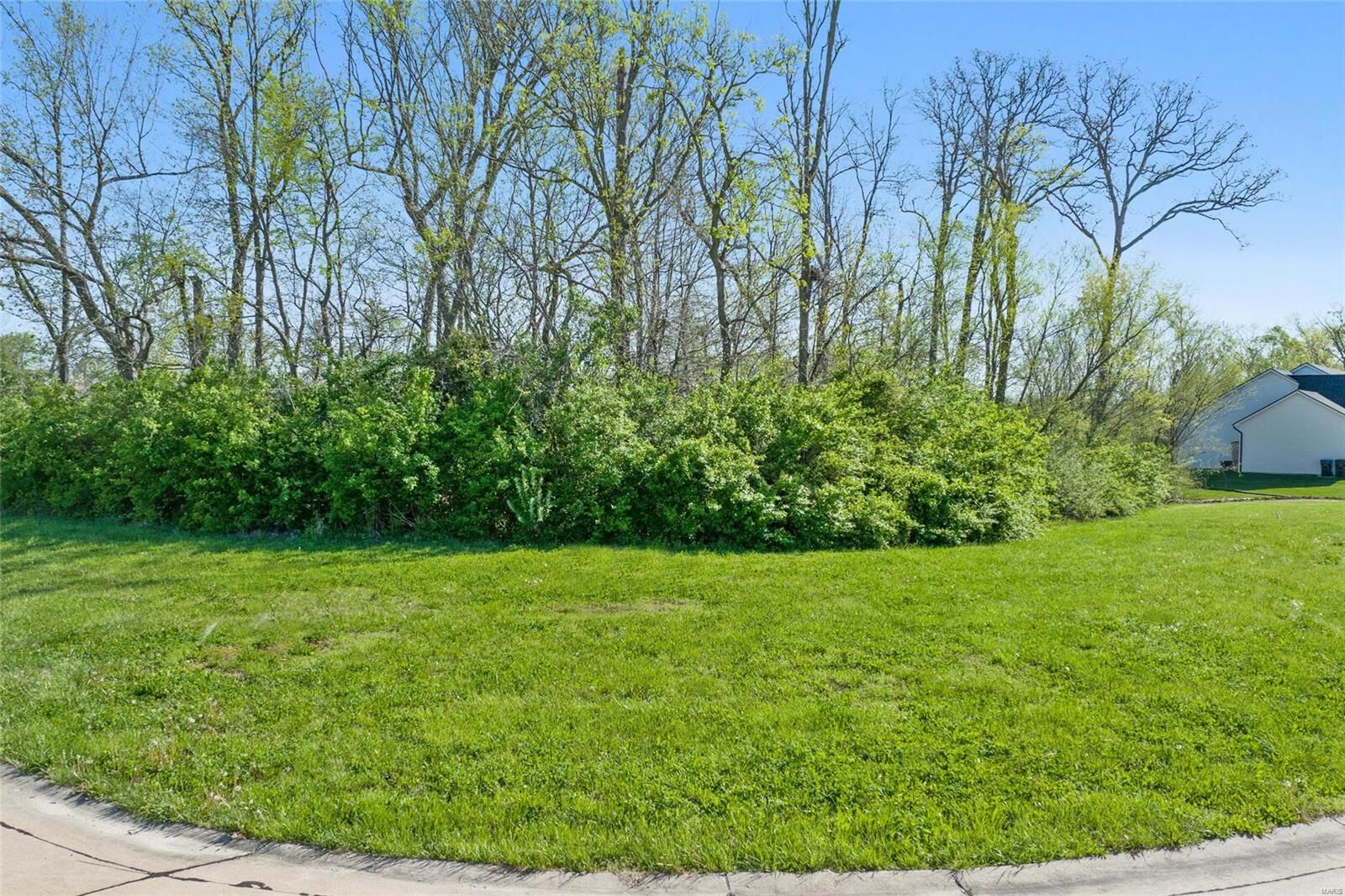 Property Photo: 4903 Oak Falls Drive IL 62298