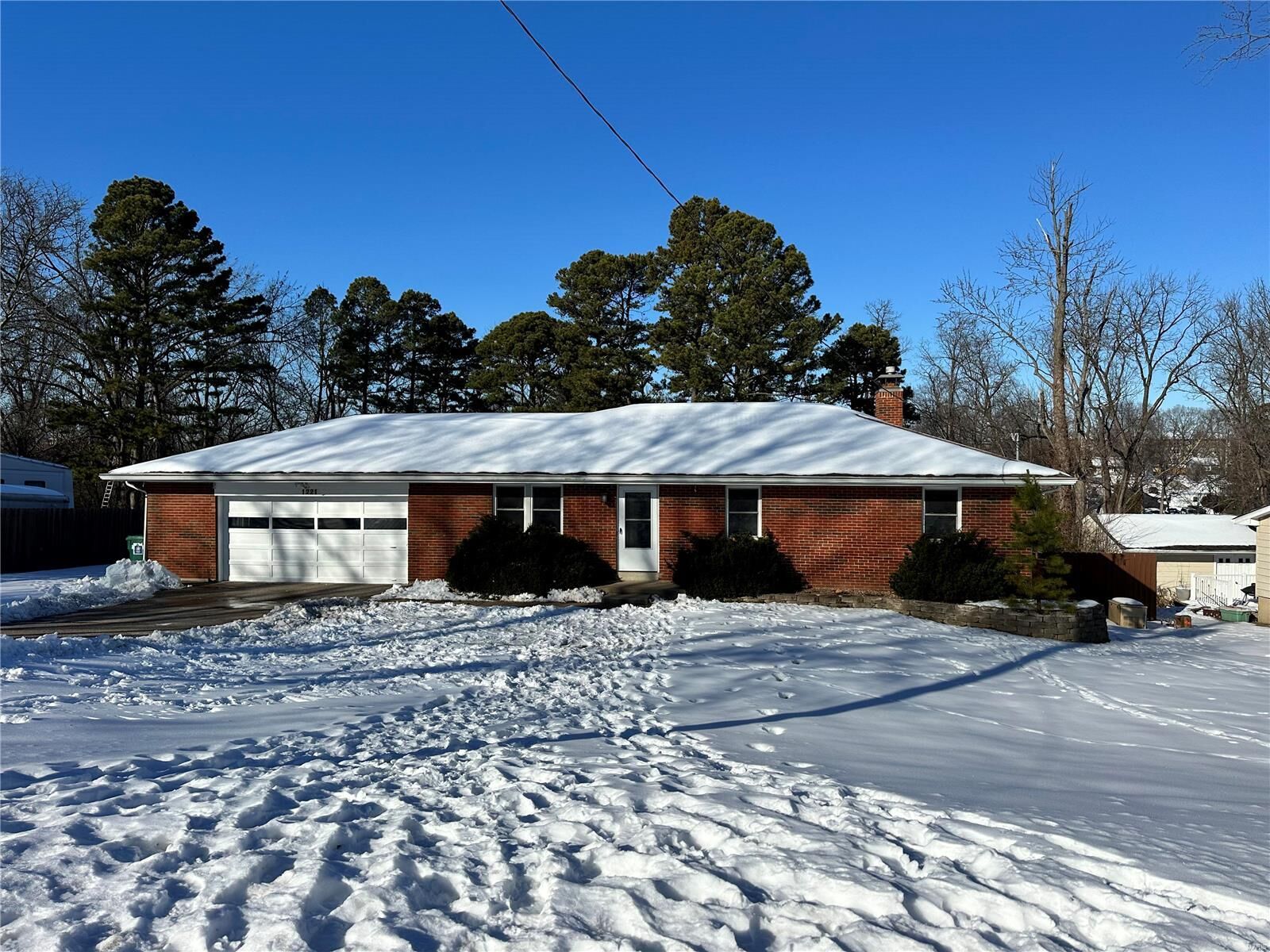 Property Photo: 1221 Fairview Drive MO 63011