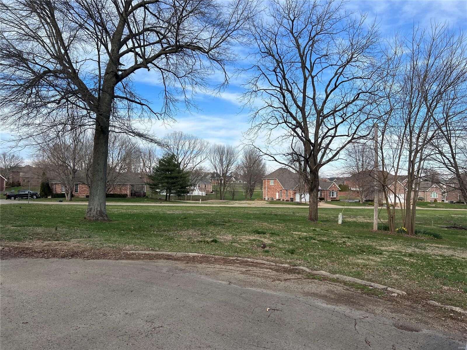 Property Photo: 15 Pinehurst Dr MO 63640