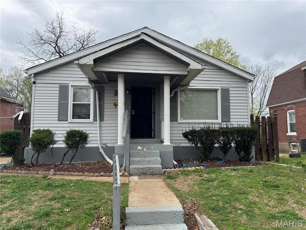 Property Photo: 5936 Theodore Avenue MO 63136