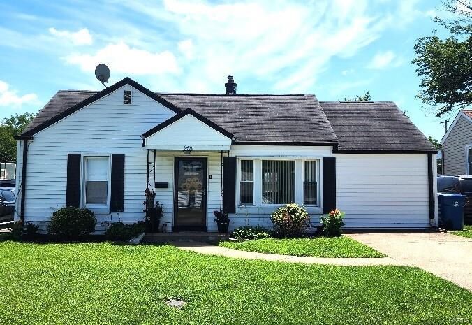 Property Photo: 9436 Miriam Avenue MO 63114