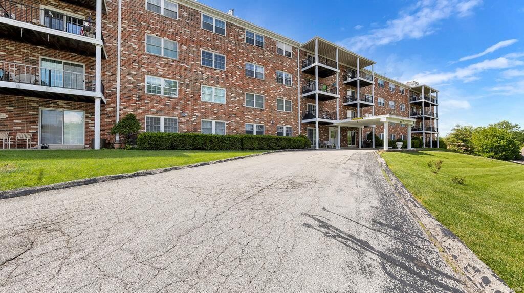 Property Photo: 3107 Garnette Drive D7 MO 63044