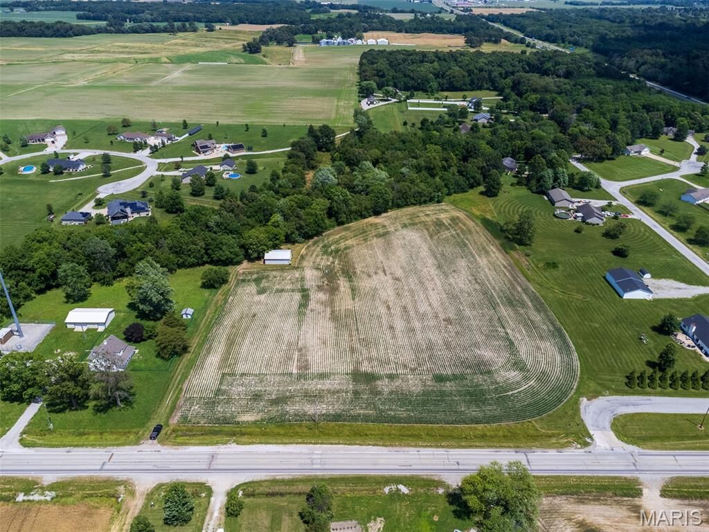 Property Photo: 3672 State Route 160 IL 62249