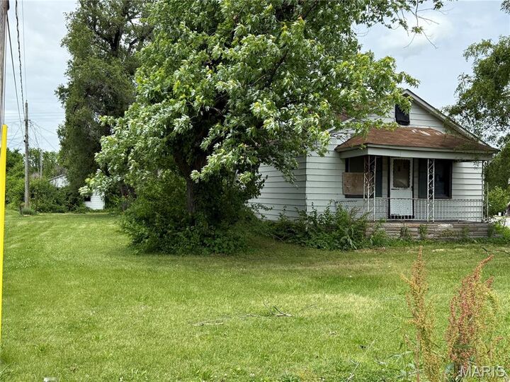 Property Photo: 4193 State Route 162 IL 62040