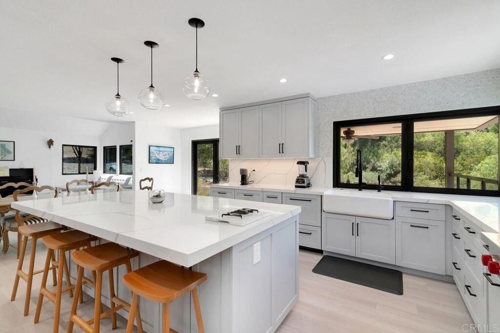 Property Photo:  3453 Via Loma Vista  CA 92029 