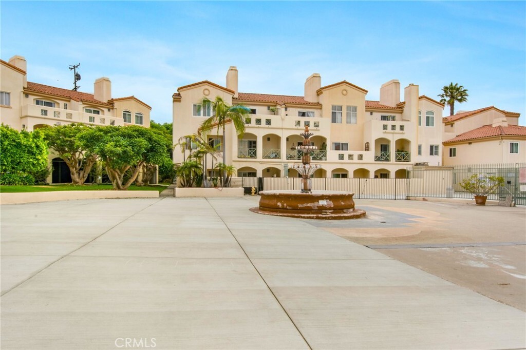 Property Photo: 5500 Torrance Boulevard A103 CA 90503