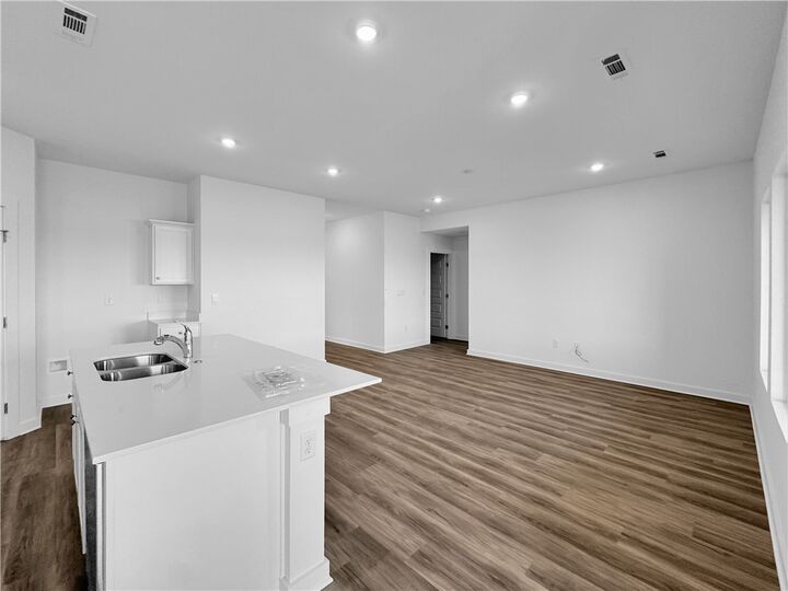Property Photo:  105 Ratliff Avenue  AR 72751 