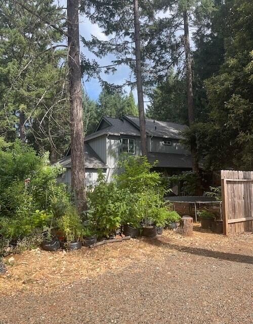 Property Photo: 455 Addison Lane OR 97523