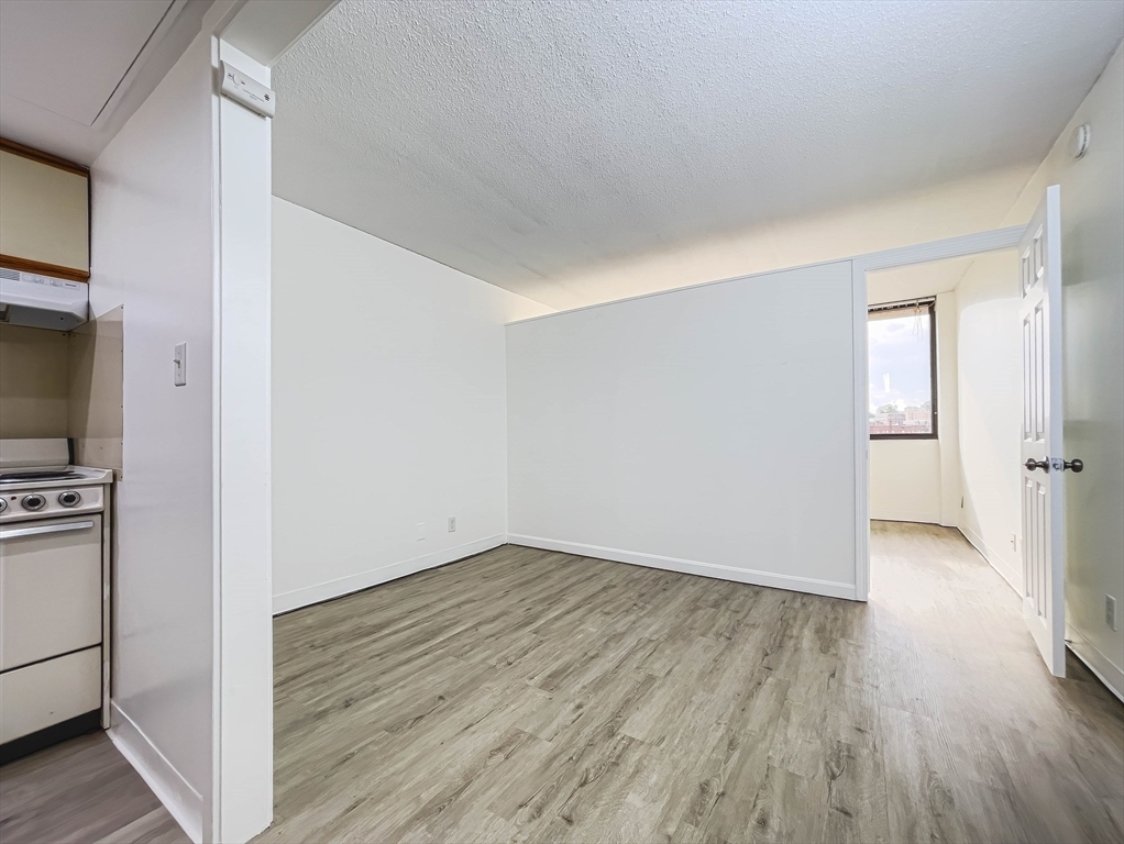 Property Photo: 70 Southbridge St 705 MA 01608