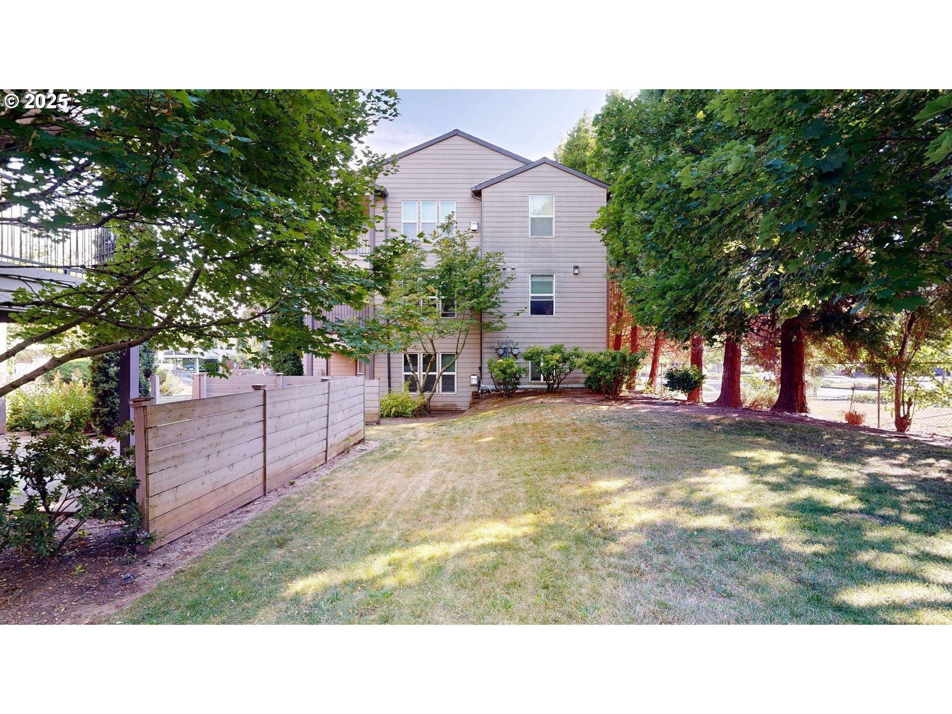 Property Photo: 11627 SE Fuller Rd OR 97222