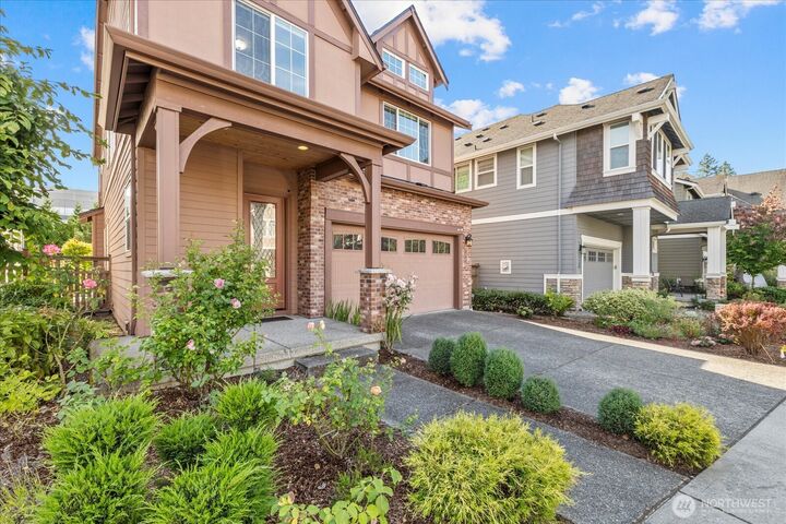 Property Photo: 444 6th Lane NE WA 98029
