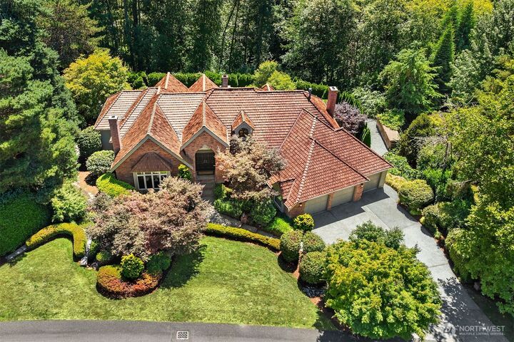 Property Photo: 23219 SE 47th Street WA 98075