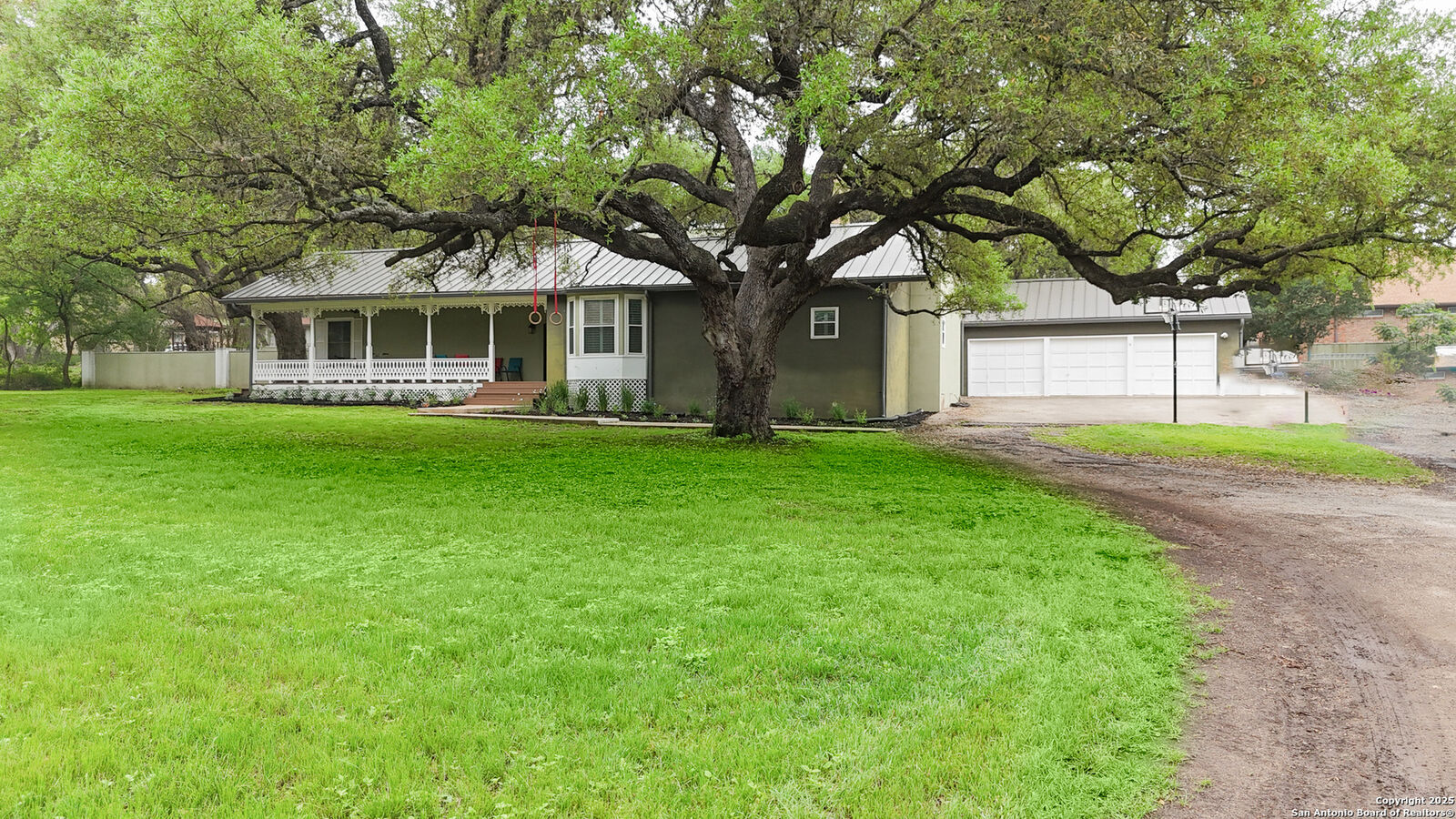 Property Photo: 9319 Oak Ledge TX 78217