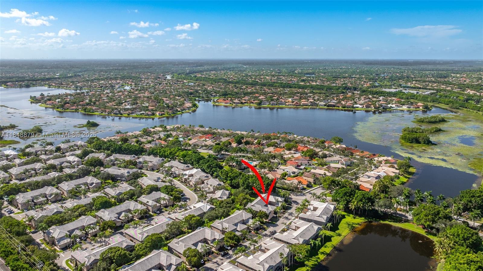Property Photo: 2188 Salerno Circle FL 33327