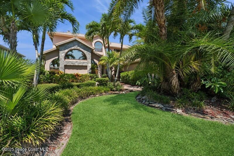Property Photo: 484 Lanternback Island Drive FL 32937