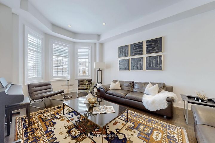 Photo de la propriété:  77 Chuck Ormsby Crescent  ON L7B 0A9 