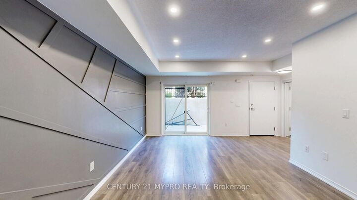 Property Photo:  515 Kingbird Grove 135  ON M1B 0E4 