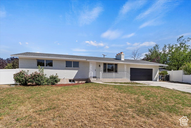 4075 S Minuet Cir  Salt Lake City UT 84119 photo