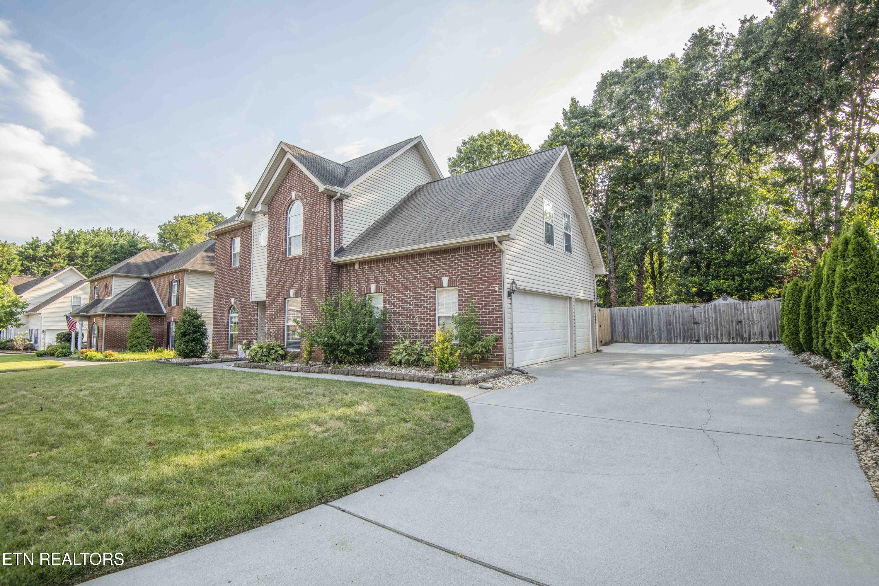 Property Photo: 866 Baylor Circle TN 37923