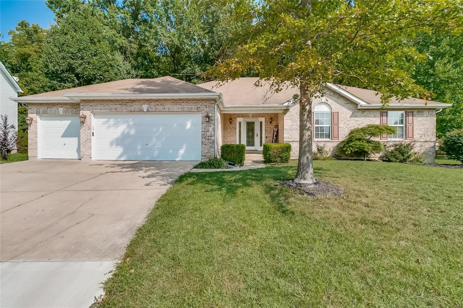 Property Photo: 1502 Heritage Manor Court MO 63303
