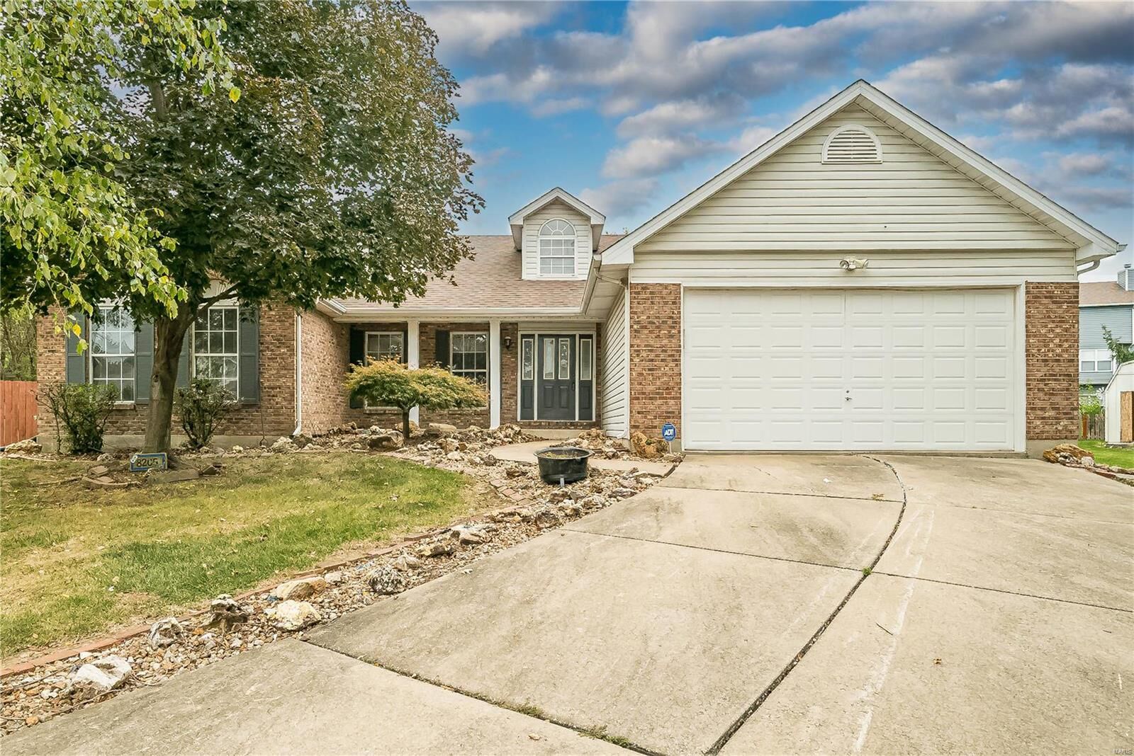 Property Photo:  8205 Bristol Valley Drive  MO 63376 