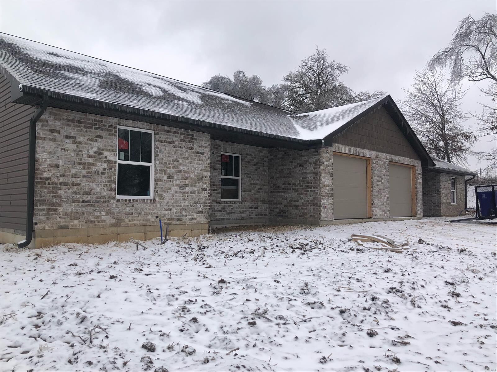 Property Photo:  211 Cedar Circle A&Ampb  MO 63755 
