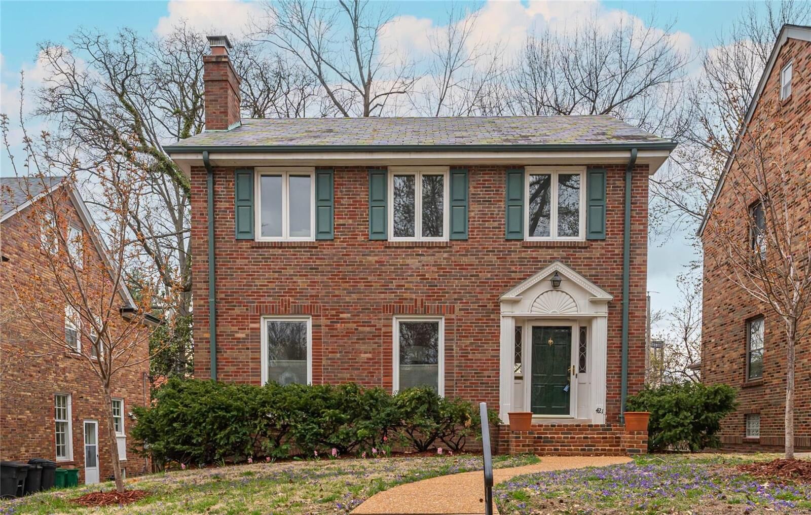 Property Photo: 421 Oakley Drive MO 63105
