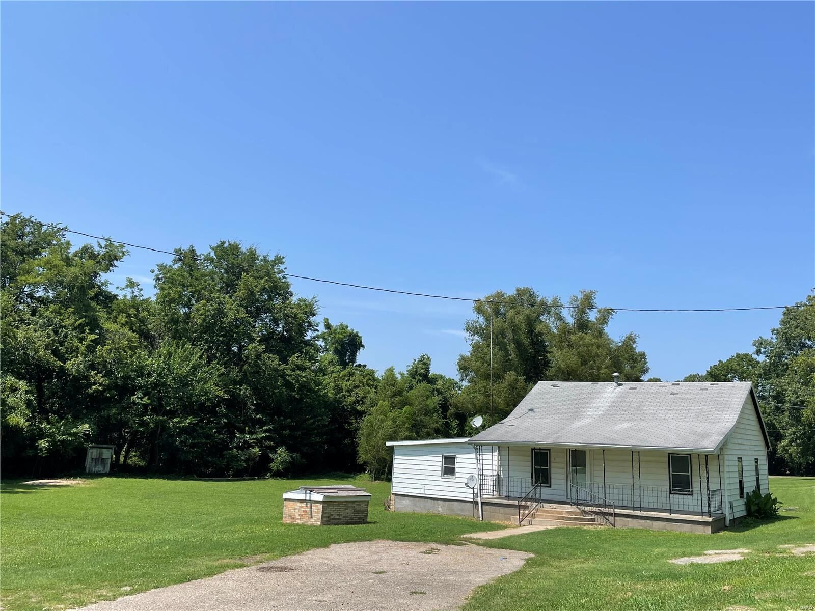 Property Photo:  1291 N Frisco Street  MO 63740 