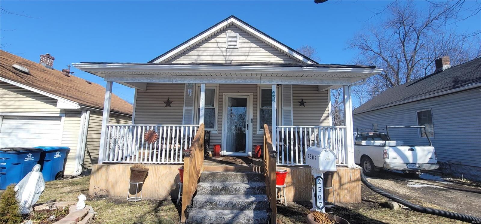Property Photo:  2507 E 23rd Street  IL 62040 