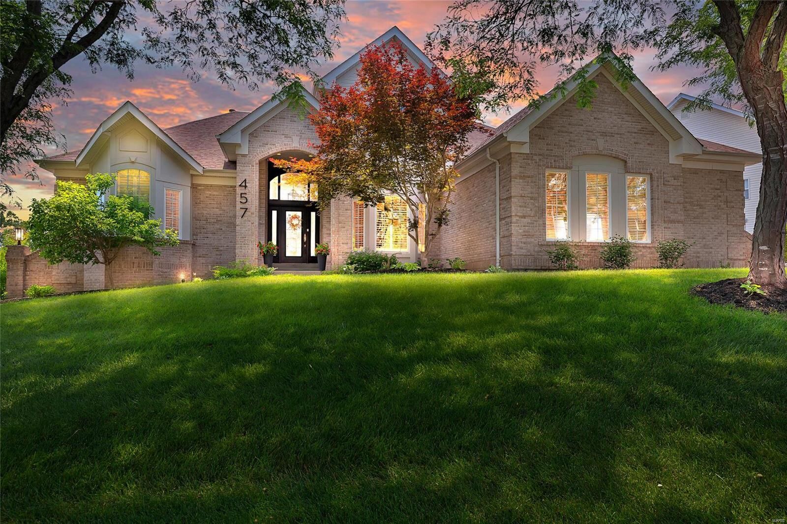 Property Photo: 457 Eagle Pointe Landing Drive MO 63025