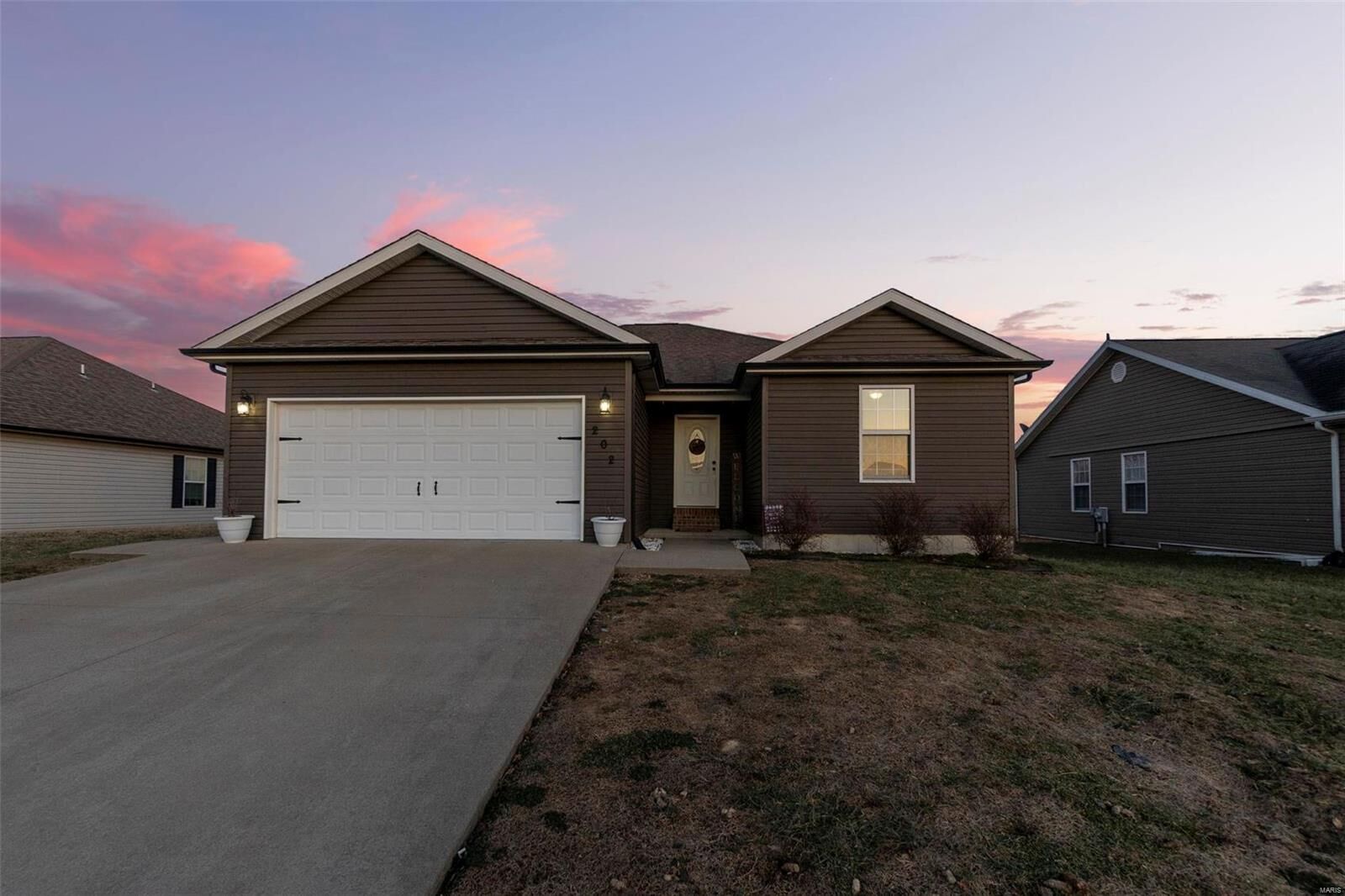 Property Photo: 202 Sun Valley Court MO 63755