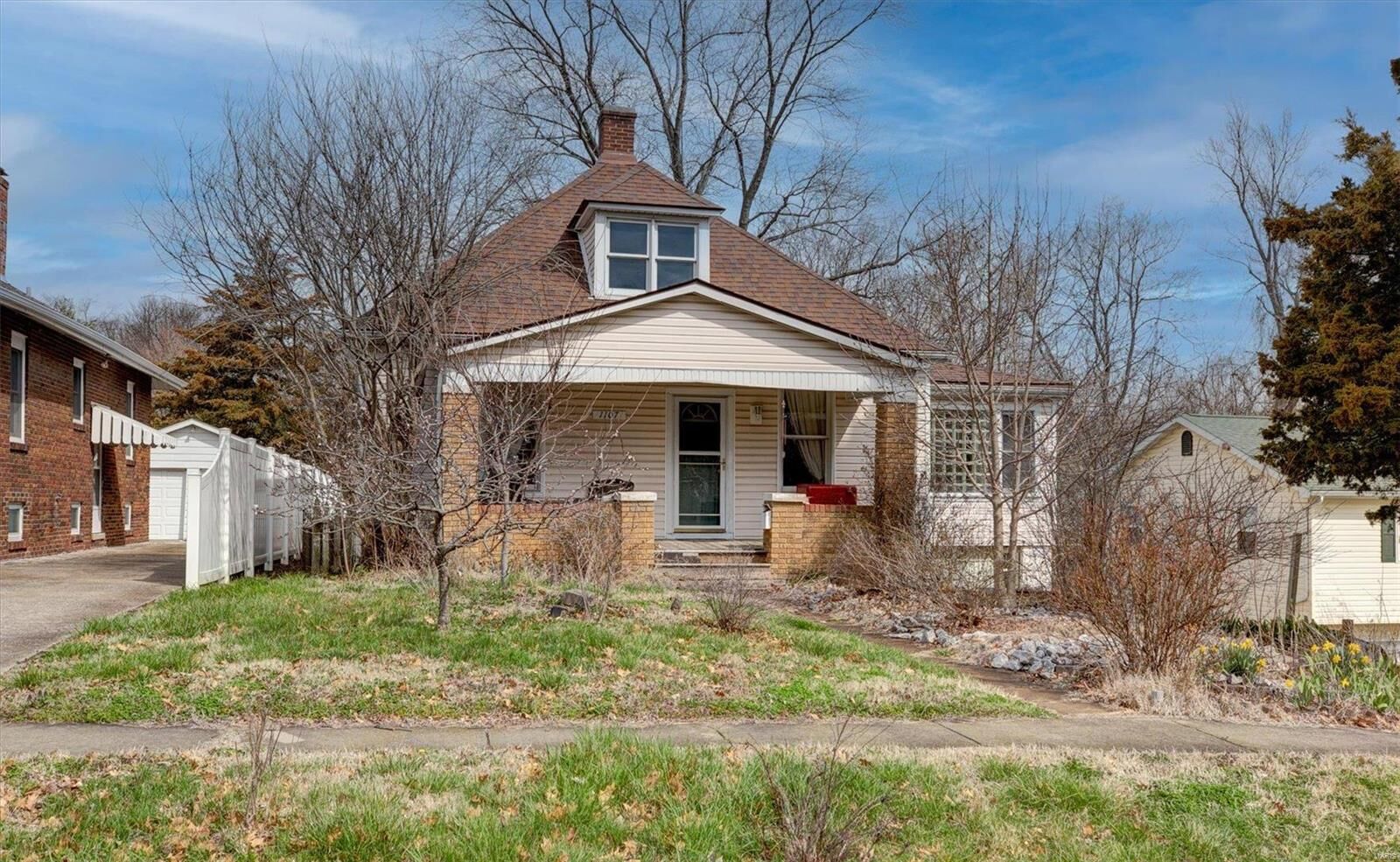 Property Photo:  1107 Powell Avenue  IL 62234 