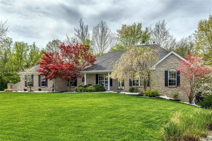 5583 E Hennsley Circle Court  Weldon Spring MO 63304 photo