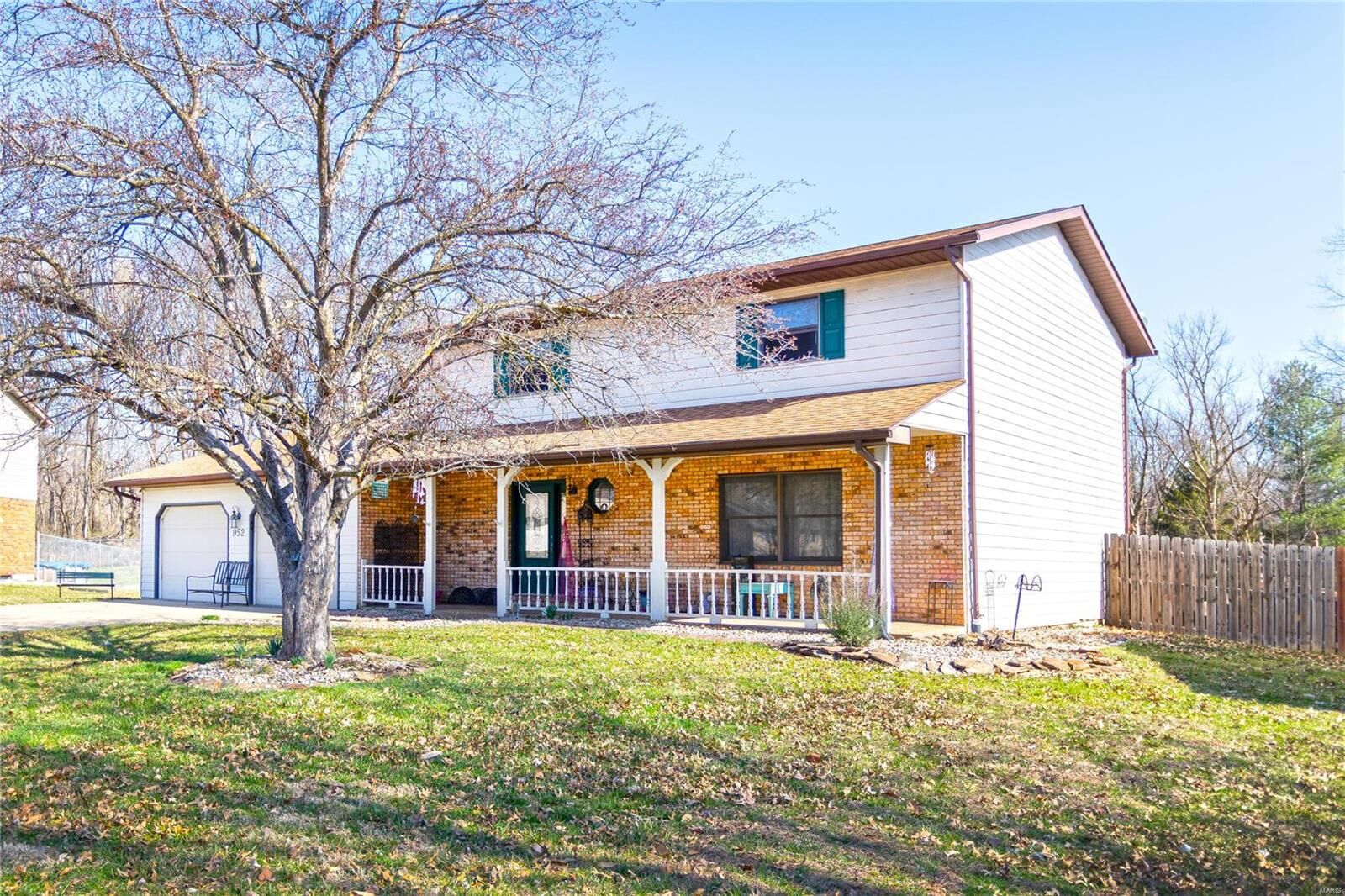 Property Photo:  952 Wagon Trail Court  IL 62294 