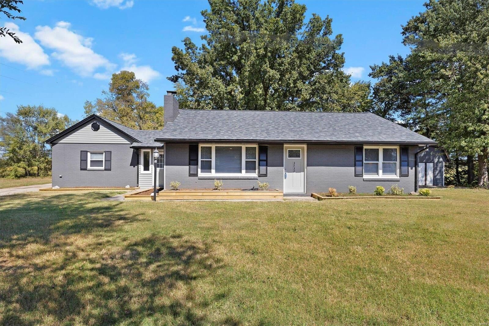 Property Photo: 3732 Sand Road IL 62025
