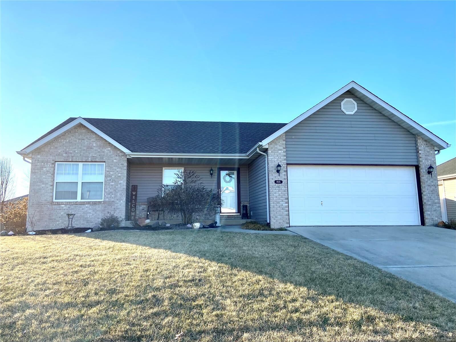 Property Photo:  1935 Wellington  IL 62062 