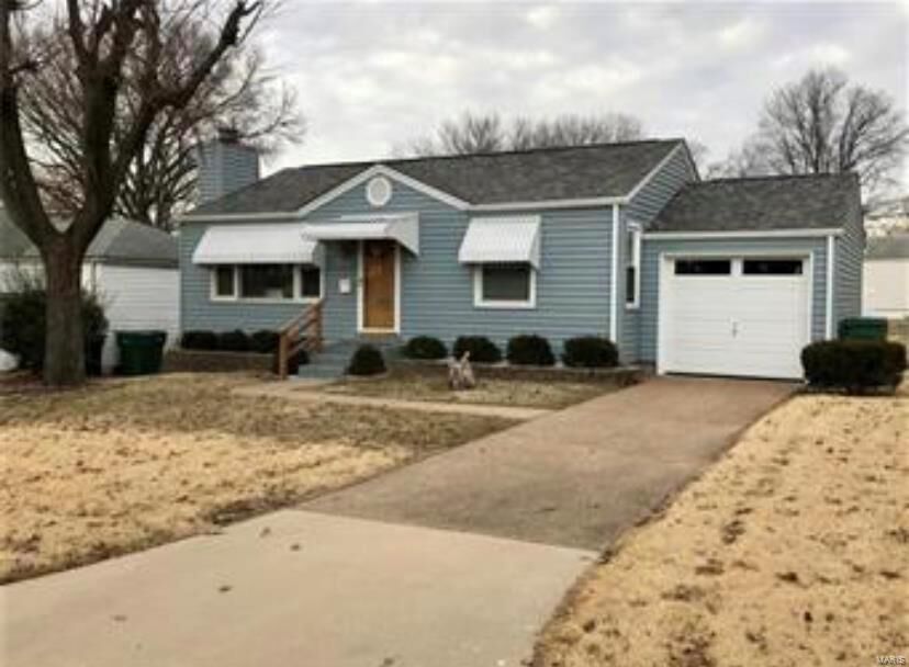 Property Photo: 1237 Bakewell Drive MO 63137