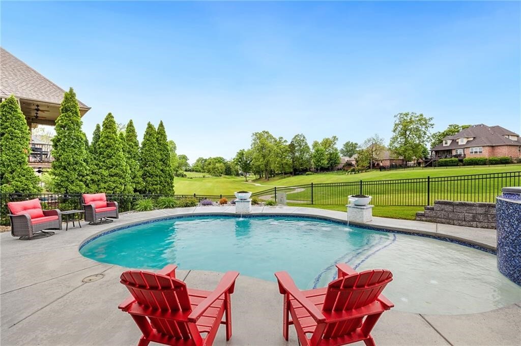 Property Photo:  5414 S Turnberry Road  AR 72758 