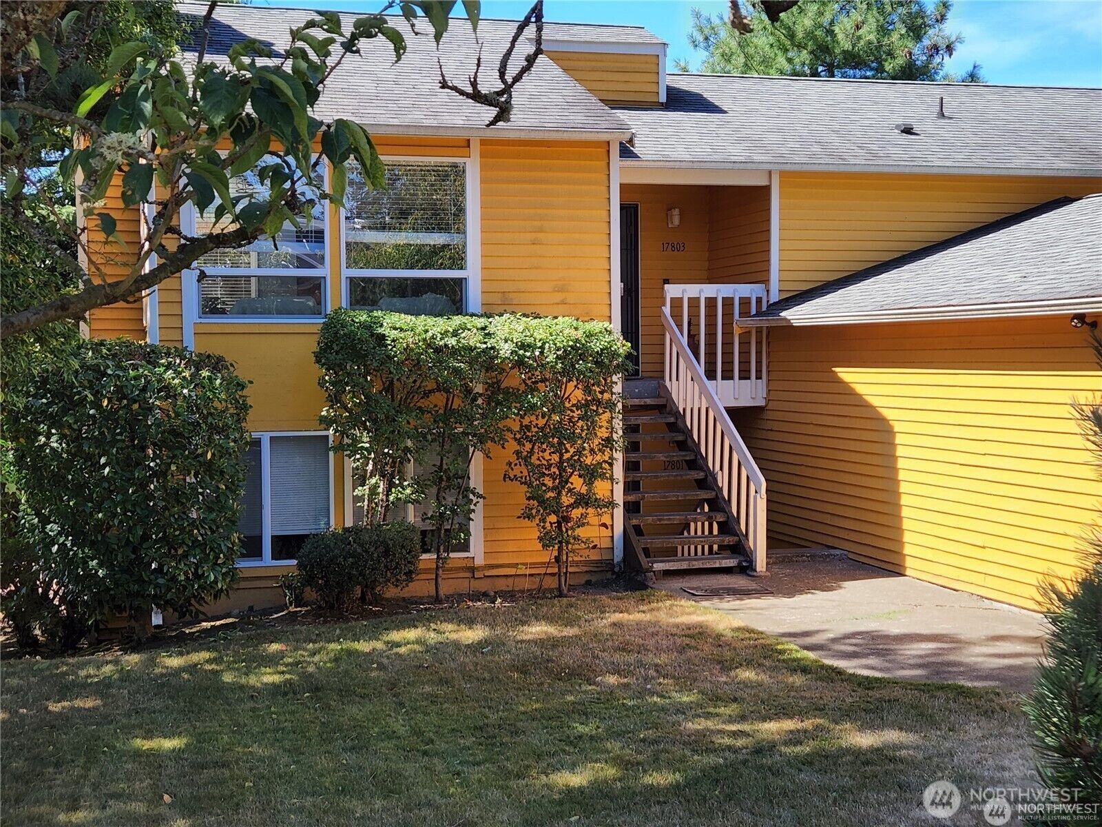 Property Photo: 17801 Stone Avenue N 1-2 WA 98133