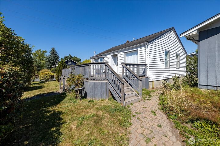 Property Photo: 2136 Iron Street WA 98225