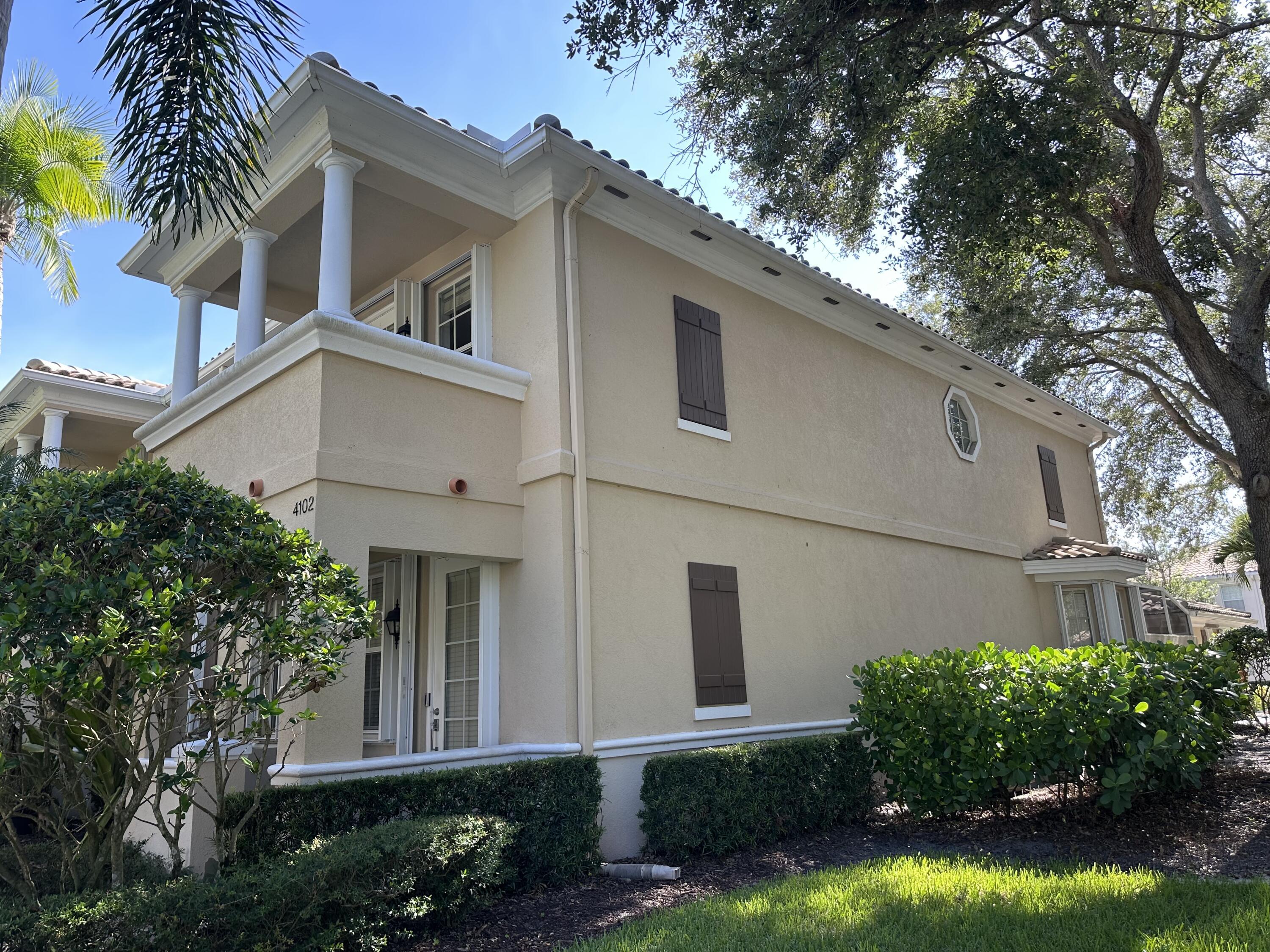 Property Photo: 4102 Community Drive FL 33458