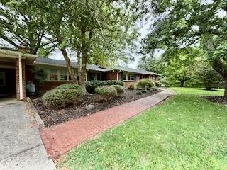 Property Photo: 701 Fourth Ave, Ext. VA 23901
