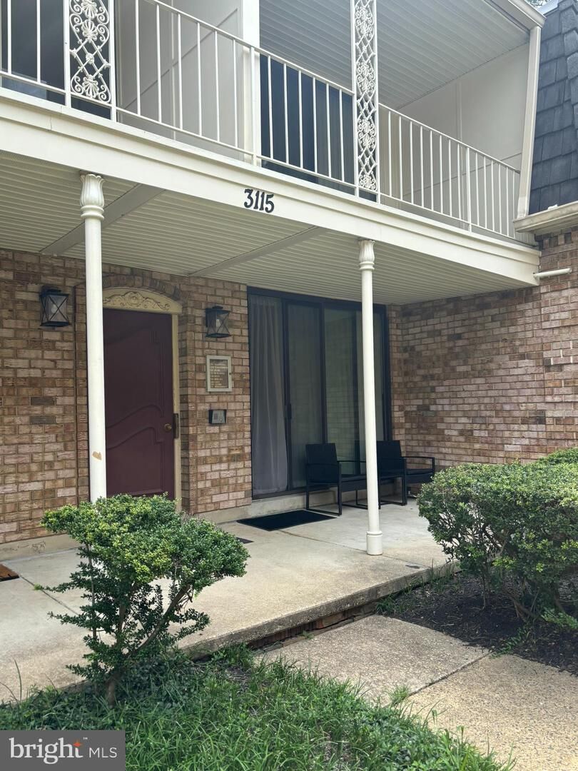 Property Photo:  3115 Patrick Henry Drive 531  VA 22044 