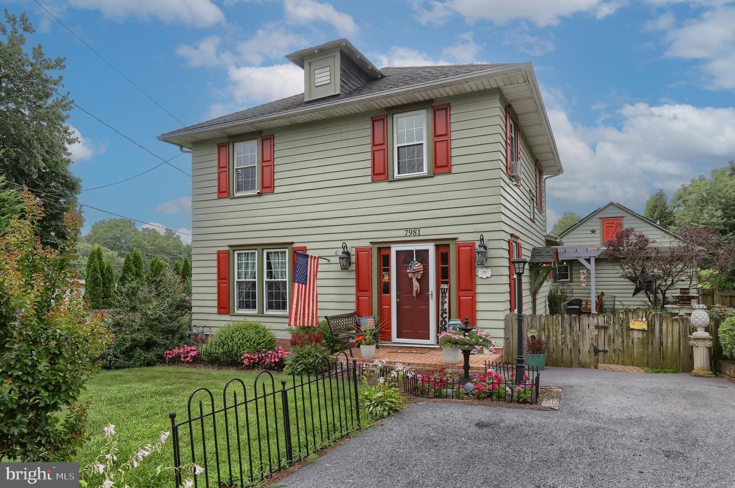 7981 Chambers Hill Road  Harrisburg PA 17111 photo