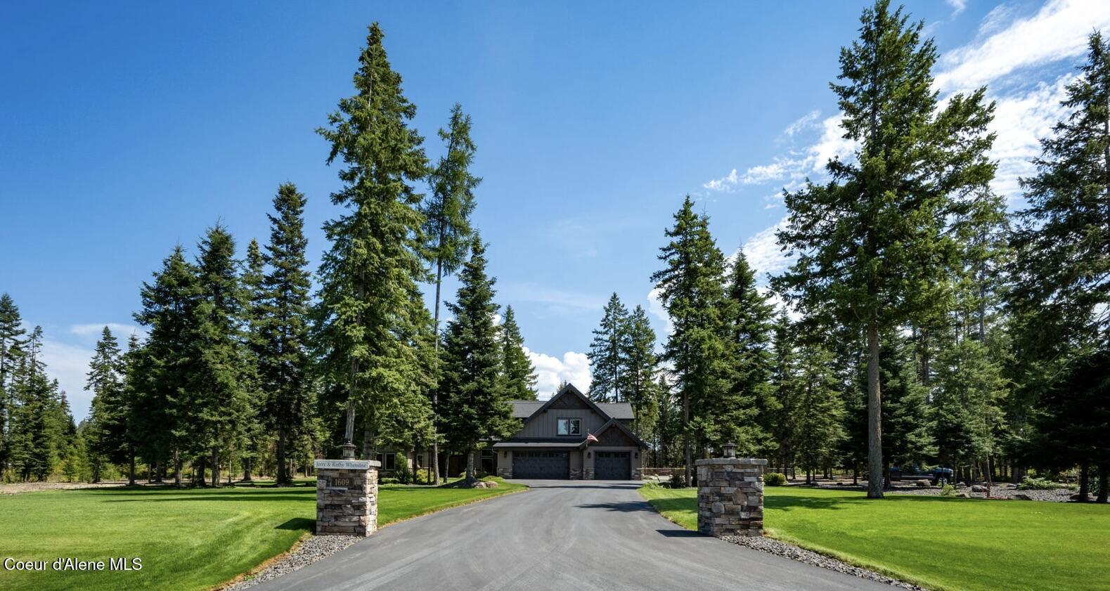 Property Photo: 1609 E Amulet Cir ID 83858