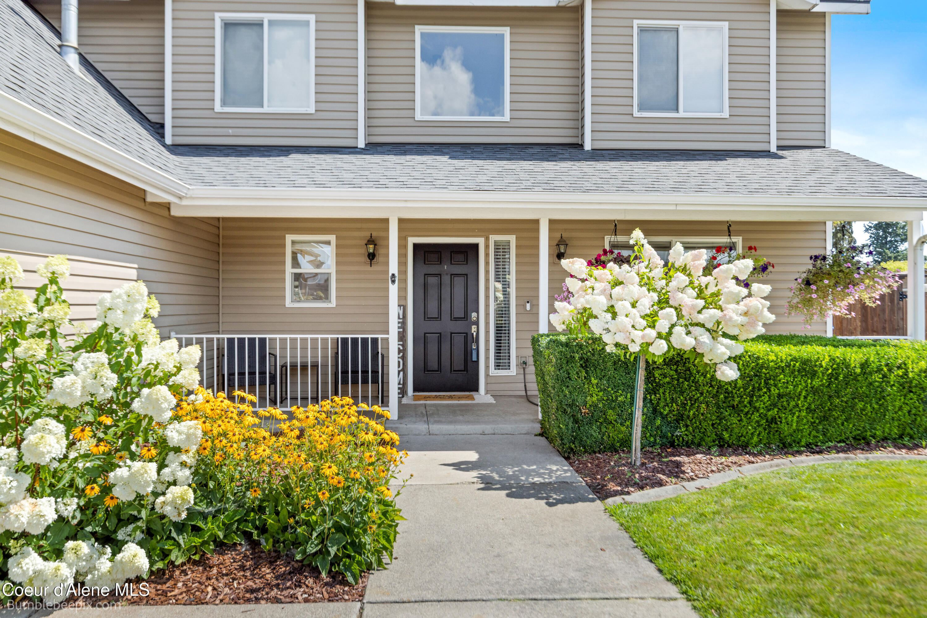 Property Photo: 1540 N Gemstone Pl ID 83854
