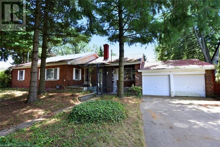 6692 Barker Street  Niagara Falls ON L2G 1Z2 photo