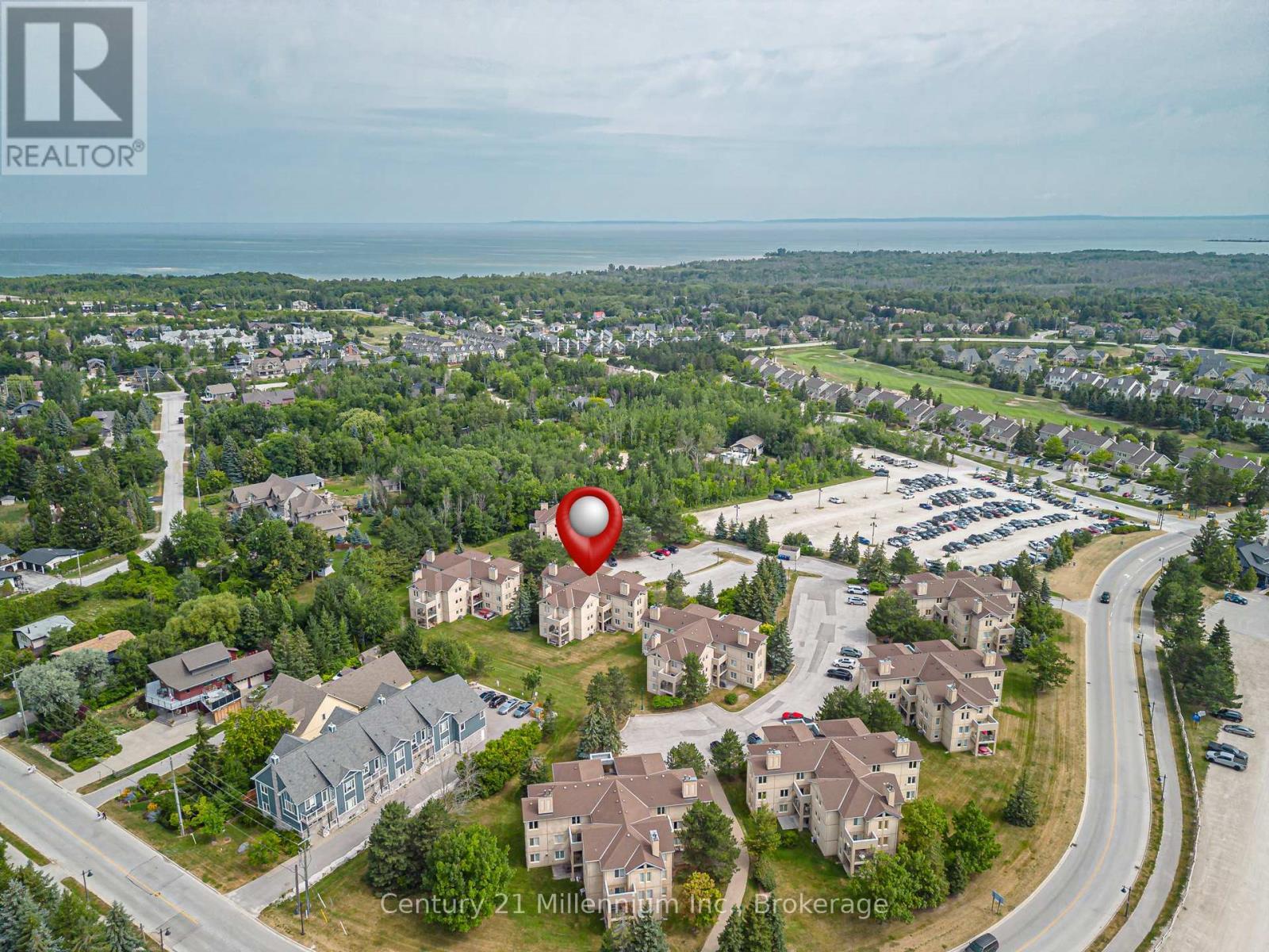 Photo de la propriété: 169 Jozo Weider Boulevard 118 ON L9Y 0V2